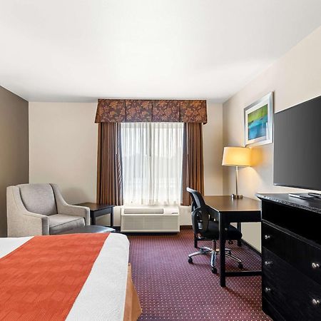Best Western Legacy Inn & Suites Beloit/South Beloit Esterno foto
